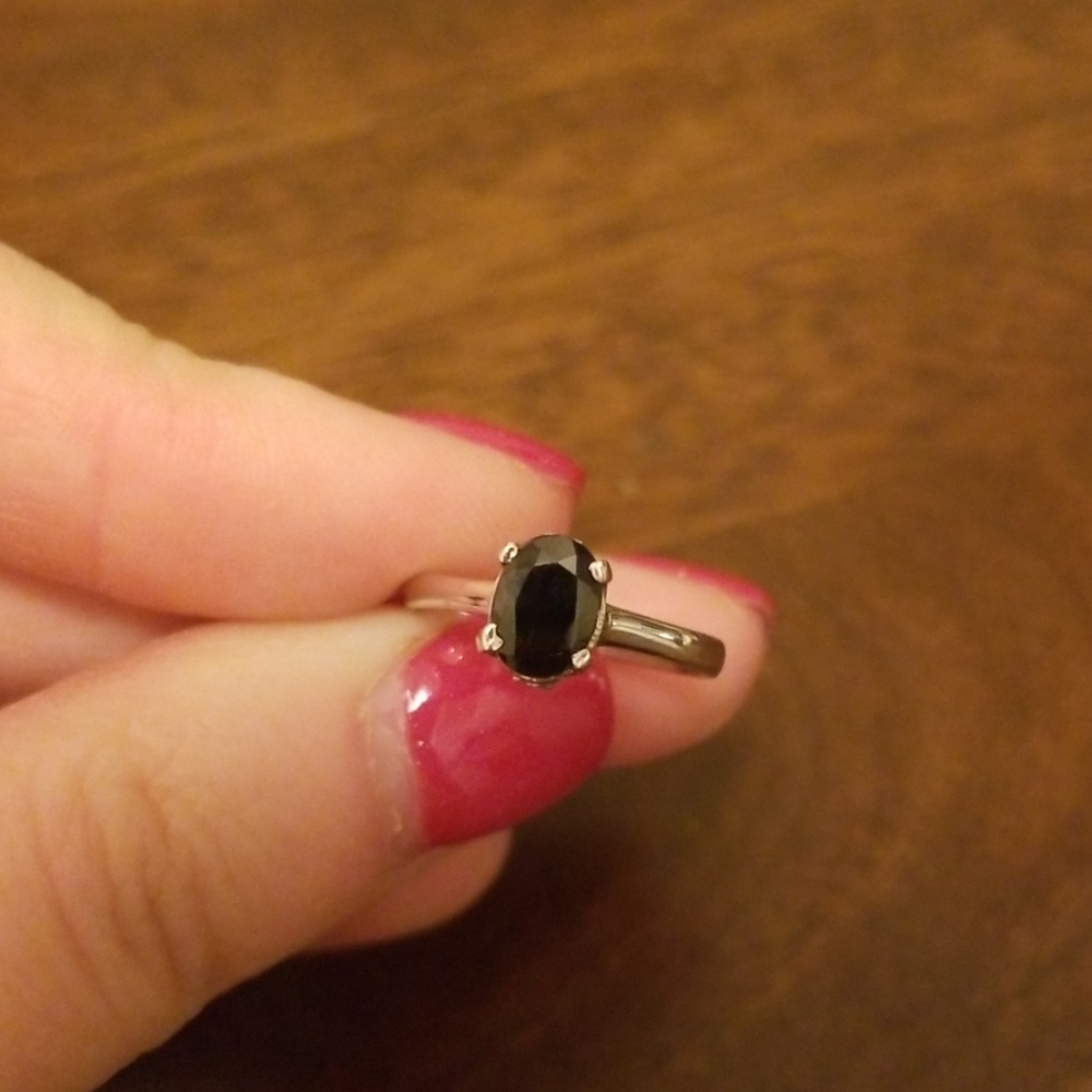 14K white gold sapphire ring